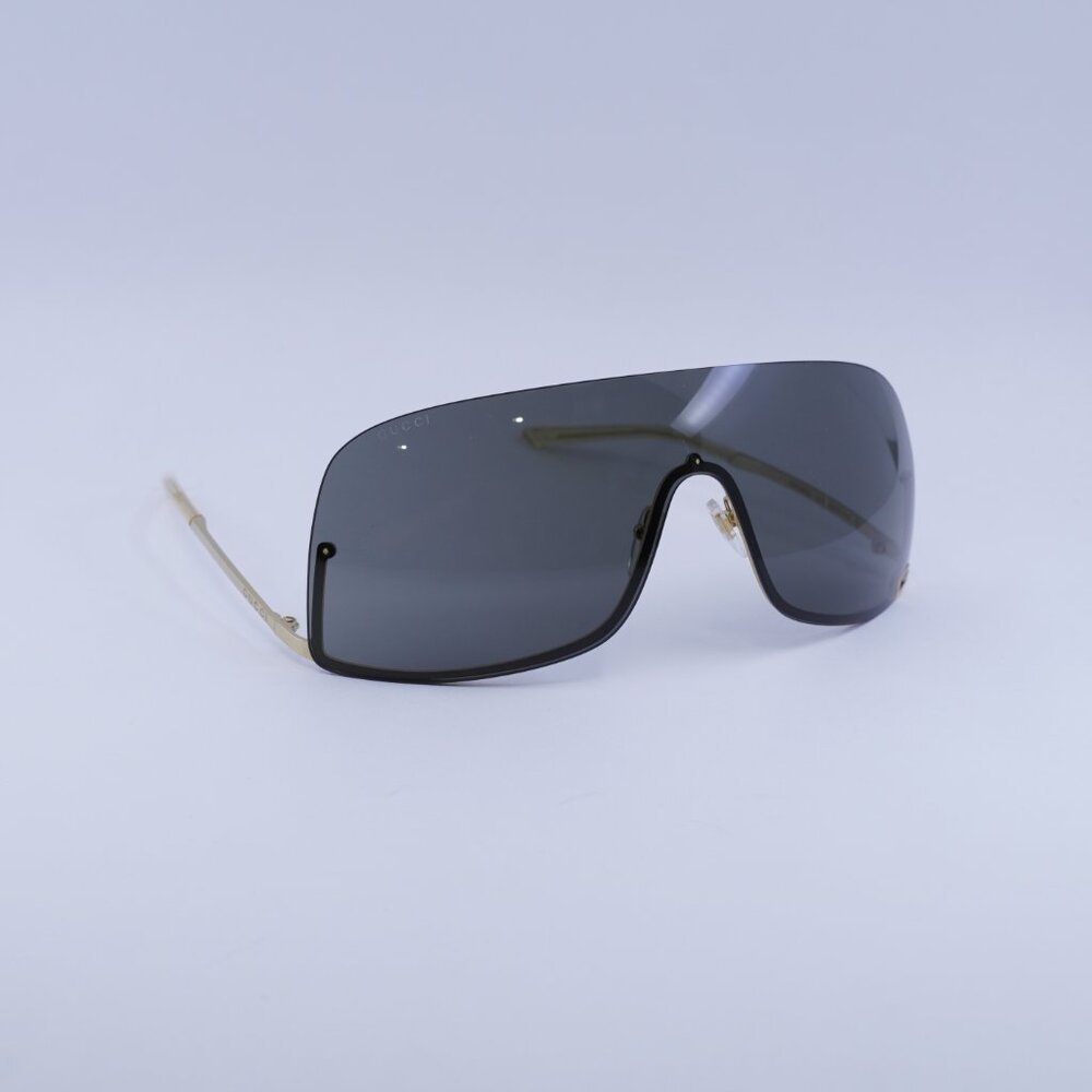 🕶️ New Gucci GG1560S 001 Sunglasses - Gold Frame, Grey Lenses - Picture 5 of 11